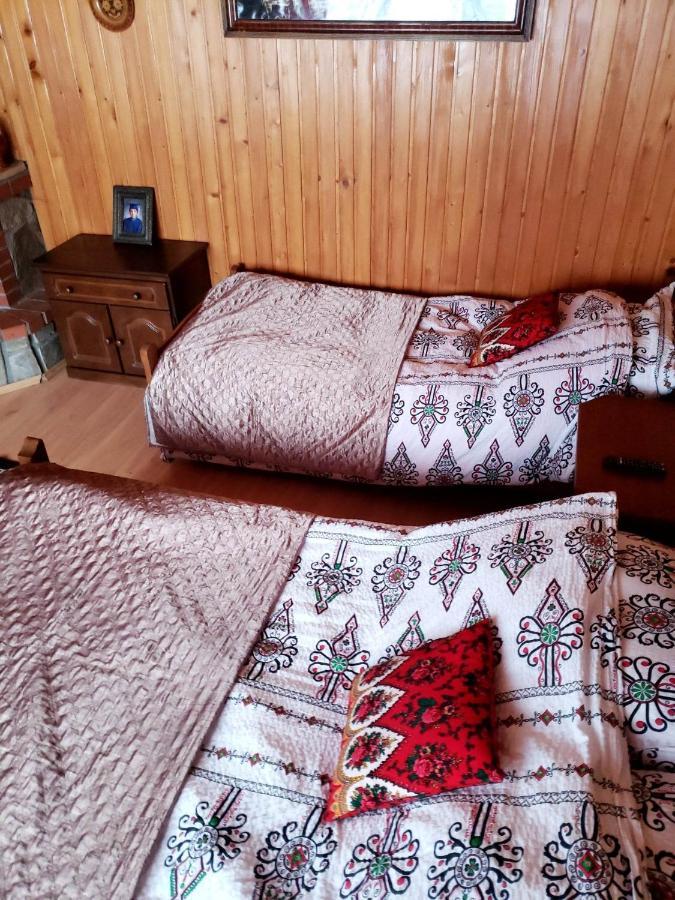 U Huraja Ґронь Екстер'єр фото