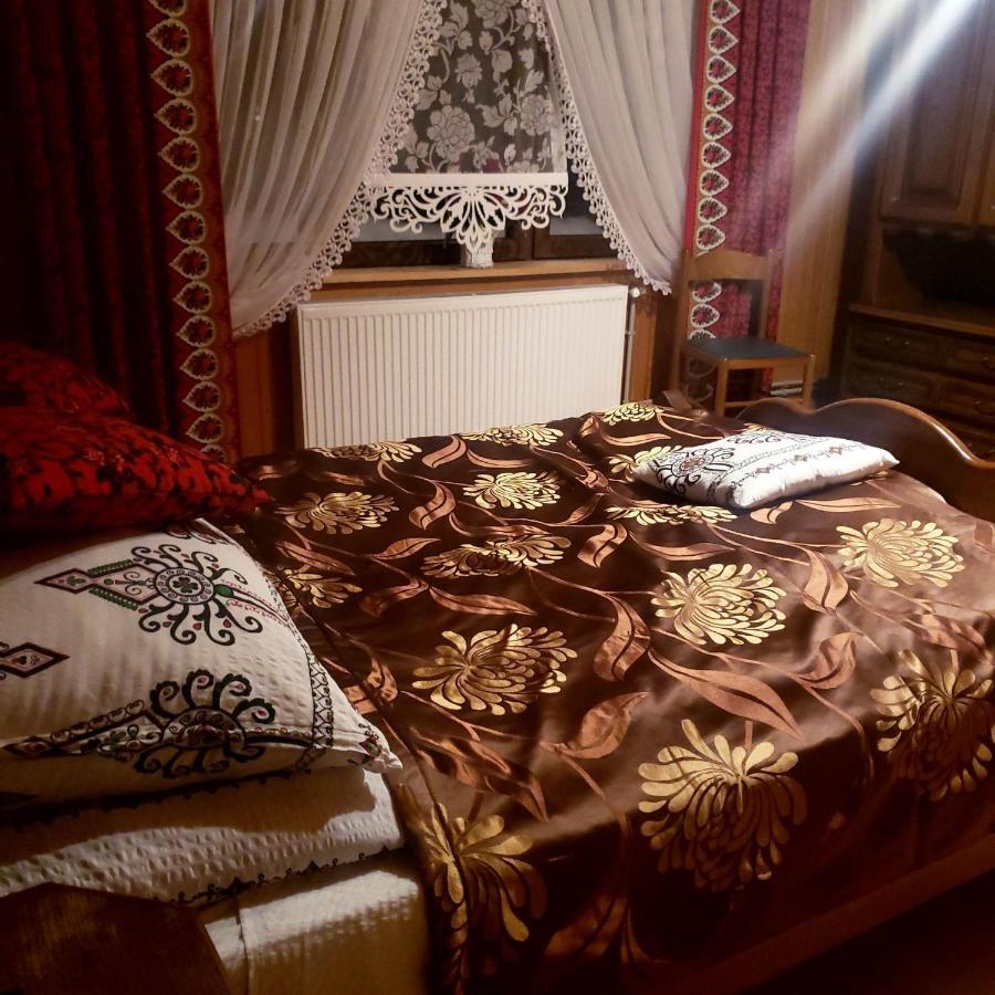 U Huraja Ґронь Екстер'єр фото